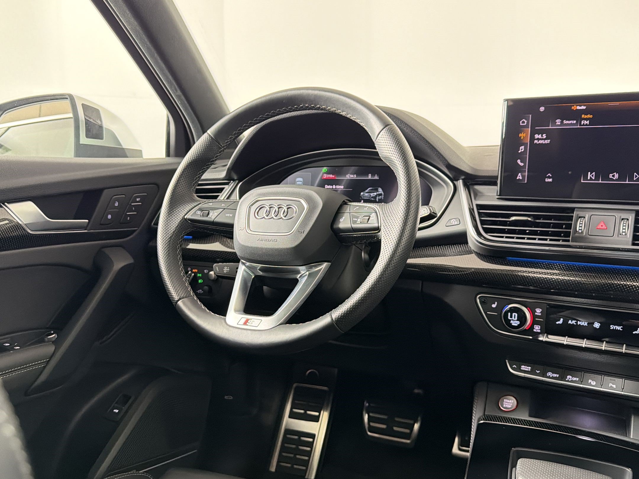 Used 2023 Audi SQ5 Prestige w/ Prestige Package AWD/4WD image 28