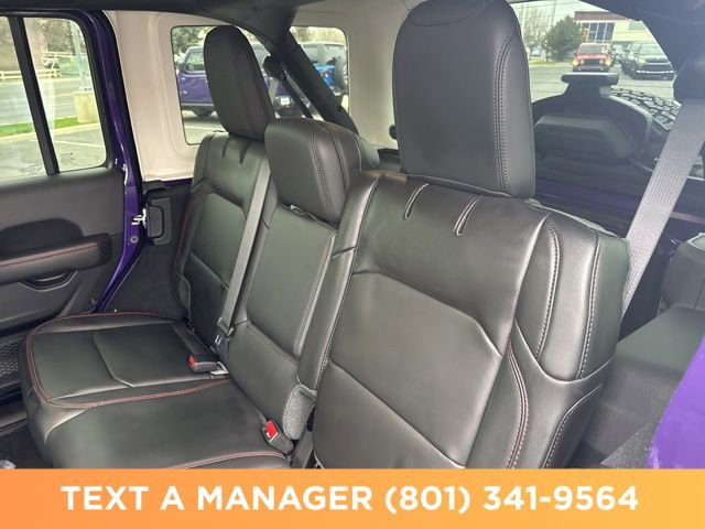 Used 2026 Jeep Wrangler Unlimited Rubicon AWD/4WD image 16