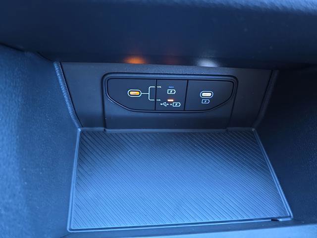 New 2026 Kia Sportage LX image 18