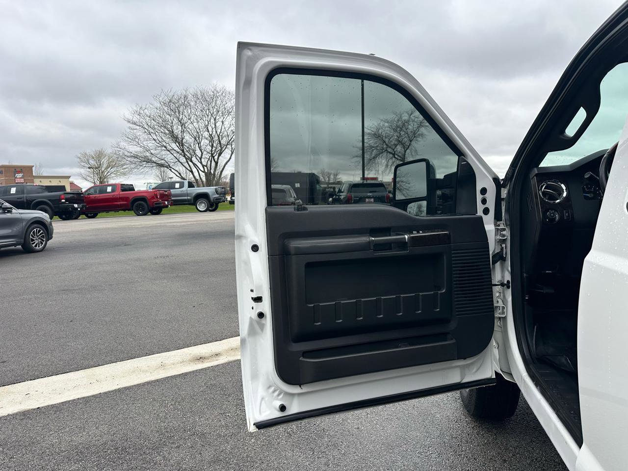 Used 2016 Ford F250 Platinum AWD/4WD image 11