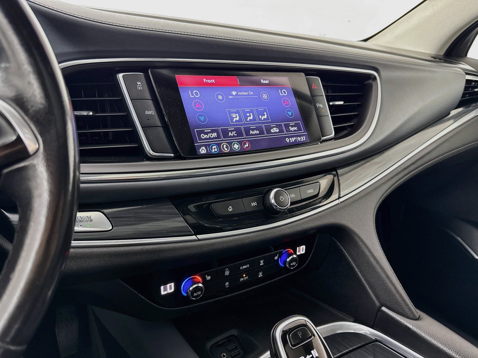 Used 2020 Buick Enclave Essence AWD/4WD image 17