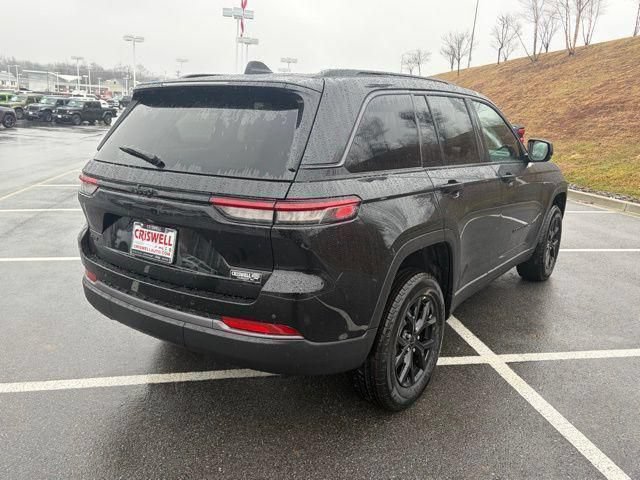 New 2026 Jeep Grand Cherokee Altitude AWD/4WD image 8