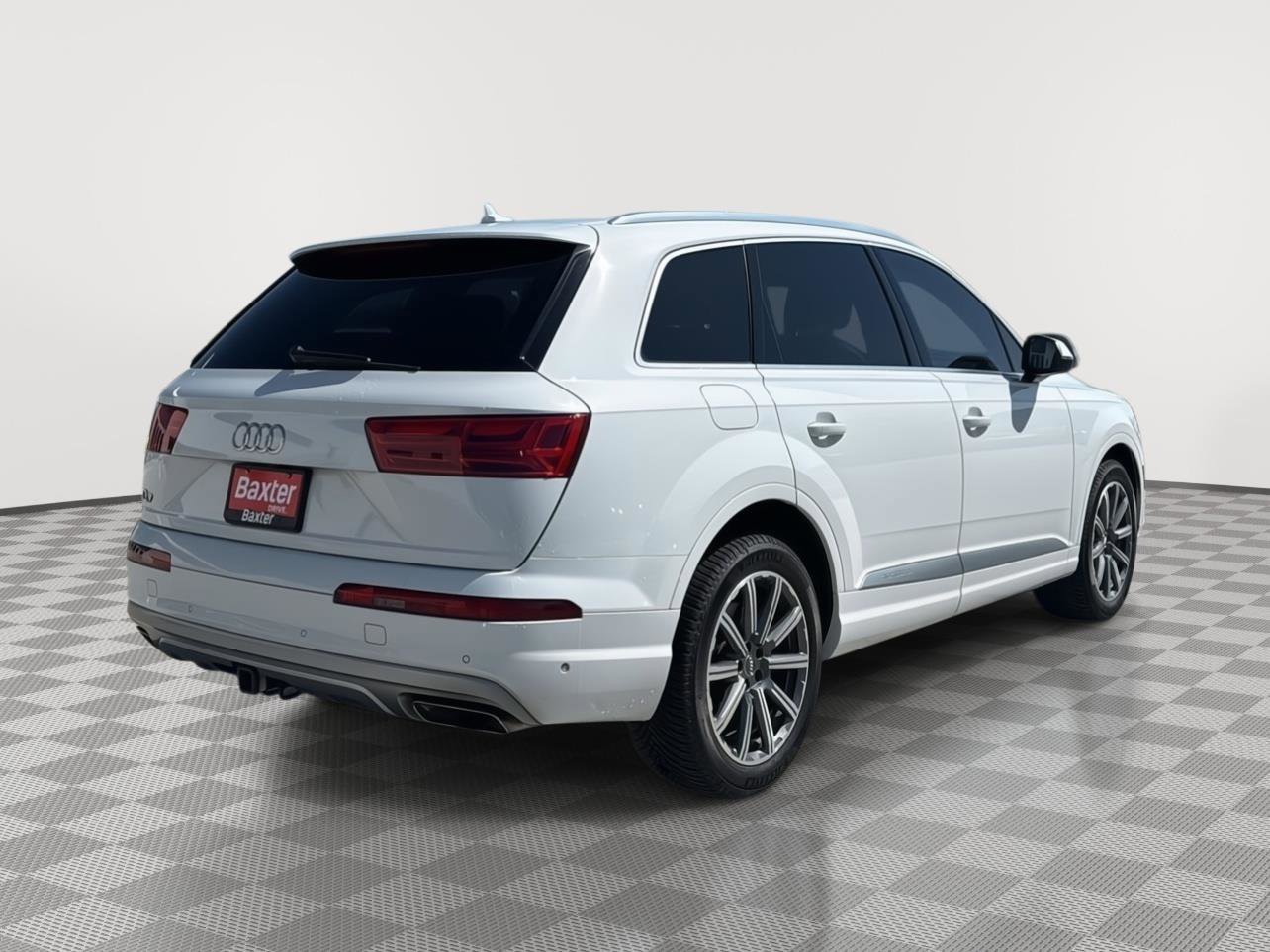 Used 2019 Audi Q7 3.0T Premium Plus w/ Premium Plus Package AWD/4WD image 13