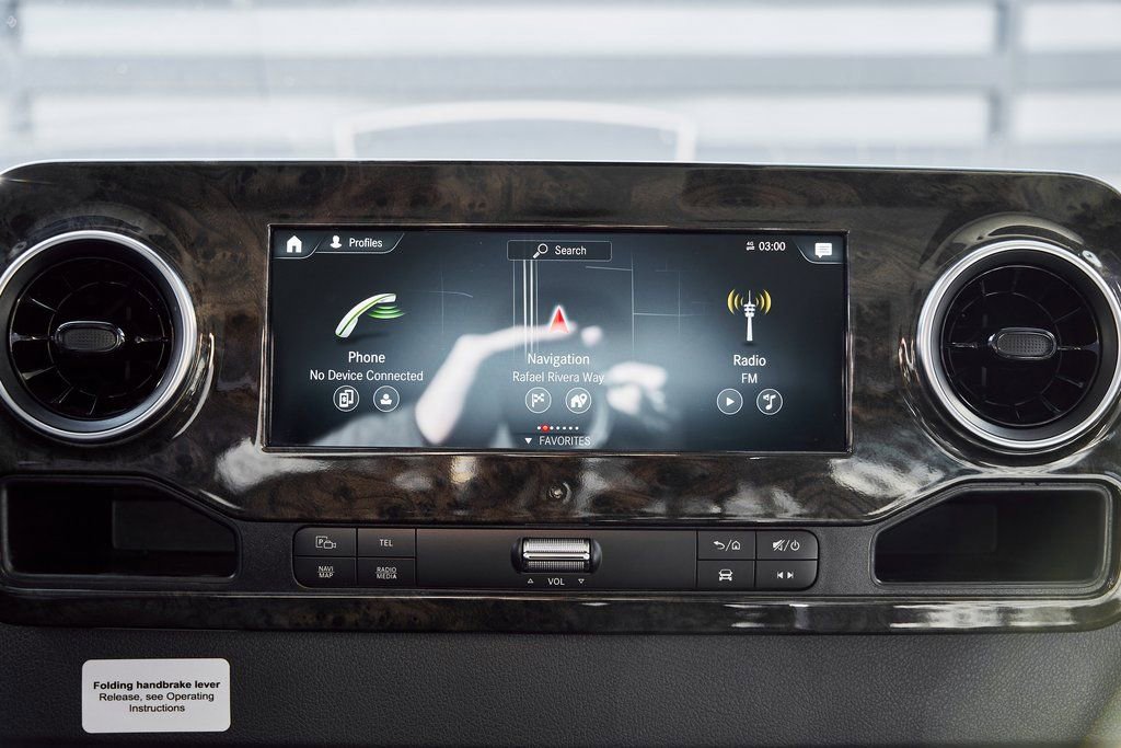 Used 2019 Mercedes-Benz Sprinter 144 image 65