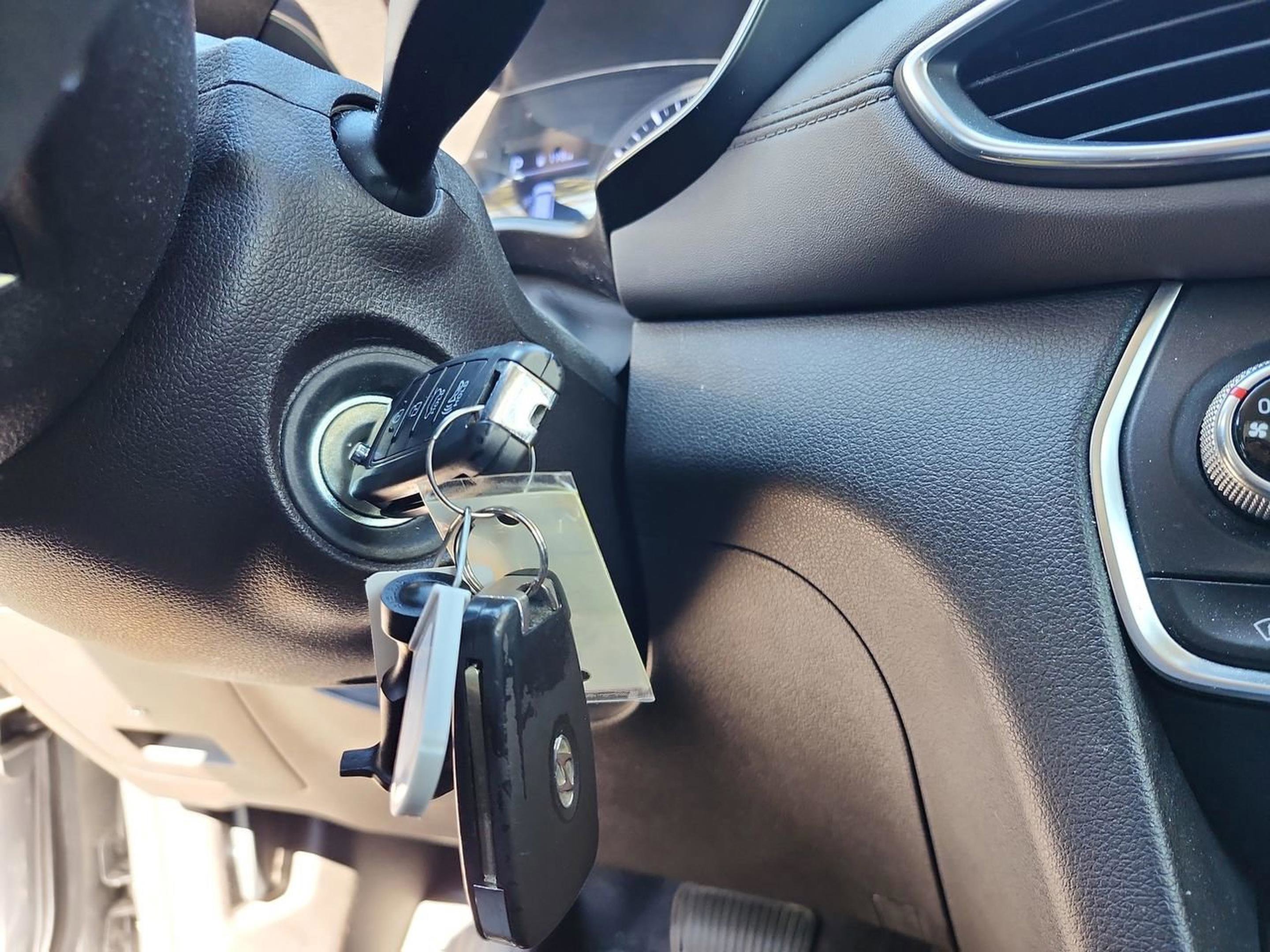 Used 2019 Hyundai Santa Fe SE image 24