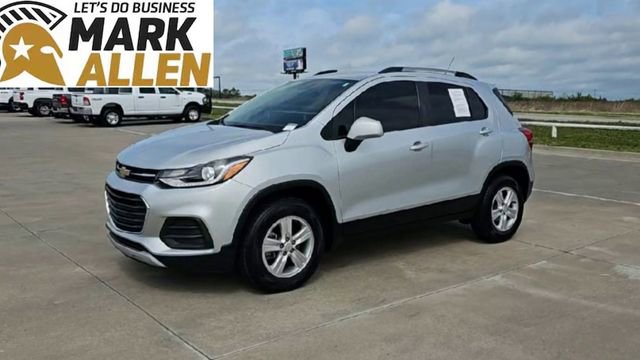 Used 2022 Chevrolet Trax LT w/ Driver Confidence Package AWD/4WD image 4