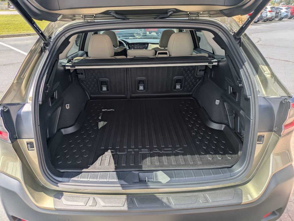 Certified 2025 Subaru Outback Premium image 14