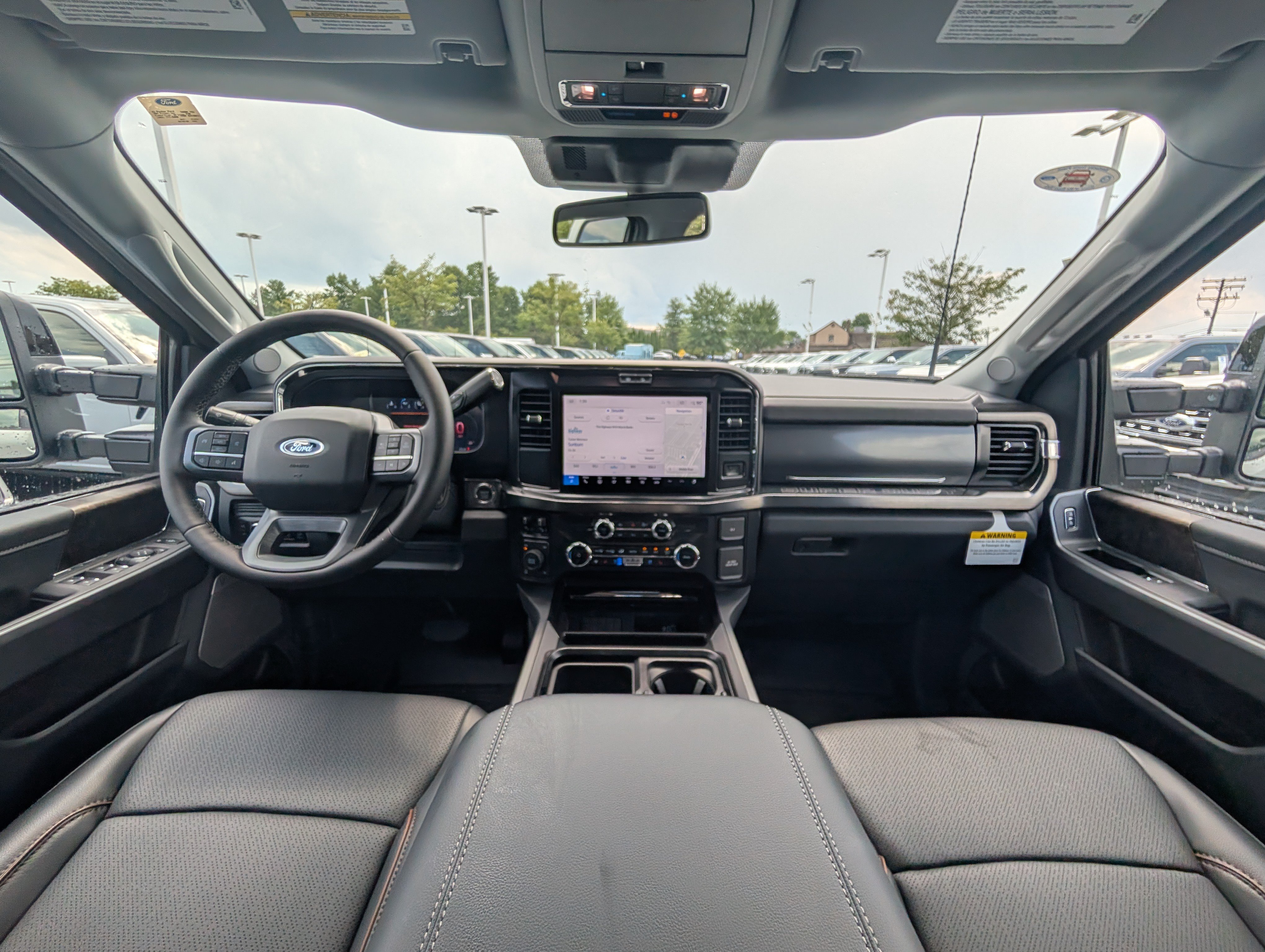 New 2026 Ford F250 Lariat w/ Black Appearance Package AWD/4WD image 13