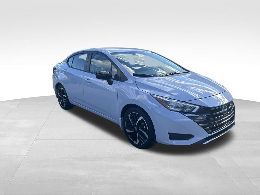 Used 2025 Nissan Versa SR w/ Trunk Package image 8