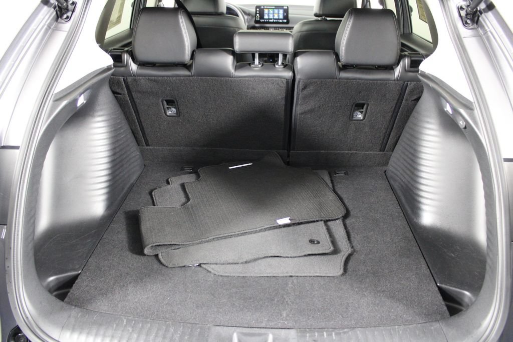 Used 2024 Honda HR-V EX-L image 16
