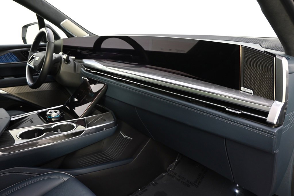 New 2025 Cadillac Escalade IQ Sport 2 image 15