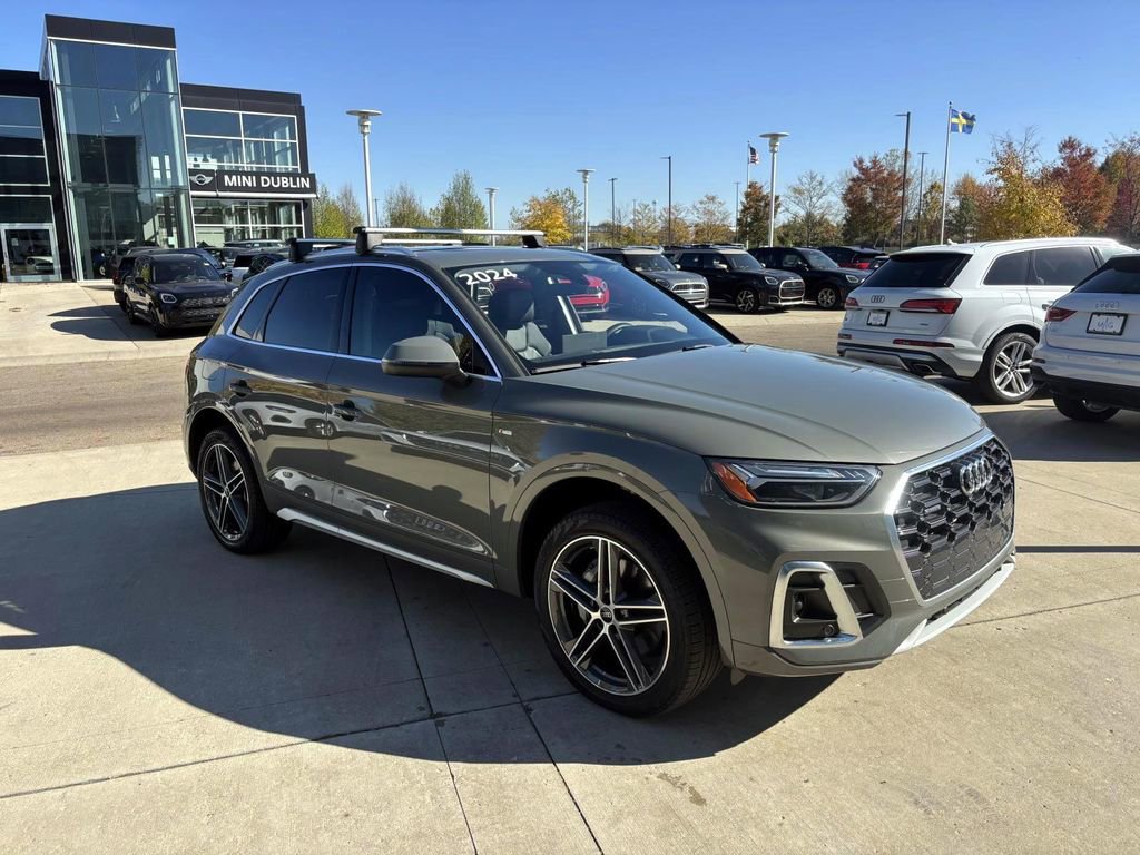 Used 2024 Audi Q5 e Premium