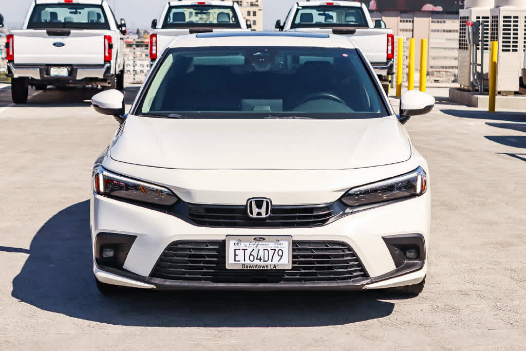 Used 2023 Honda Civic Touring image 2