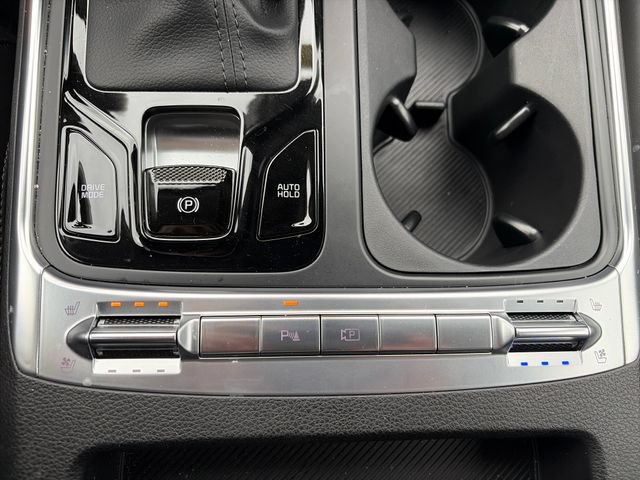 Certified 2025 Kia Carnival SX FWD image 34