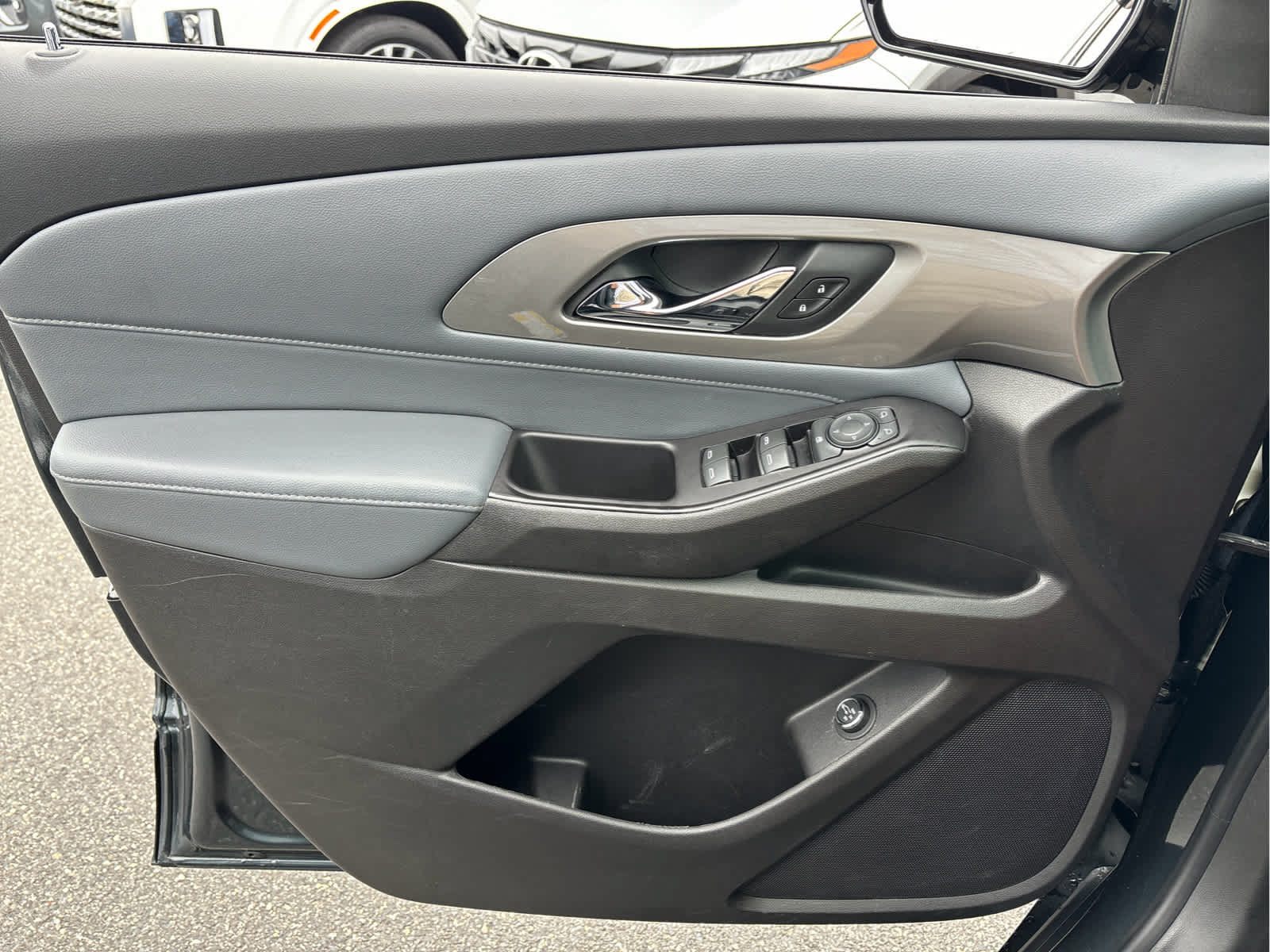 Certified 2019 Chevrolet Traverse LT w/ LPO, Floor Liner Package AWD/4WD image 20