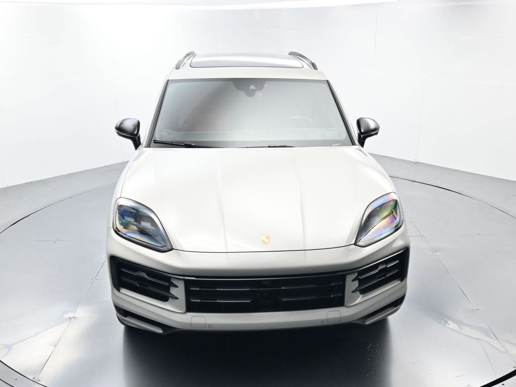 Used 2025 Porsche Cayenne S image 46