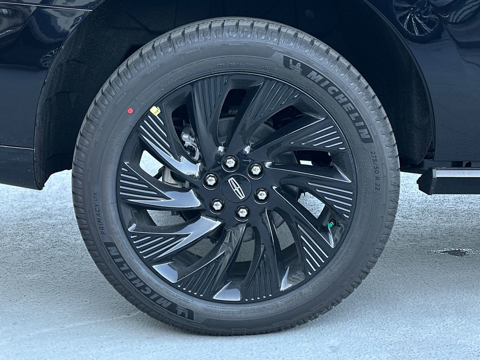 New 2026 Lincoln Navigator Reserve AWD/4WD image 9