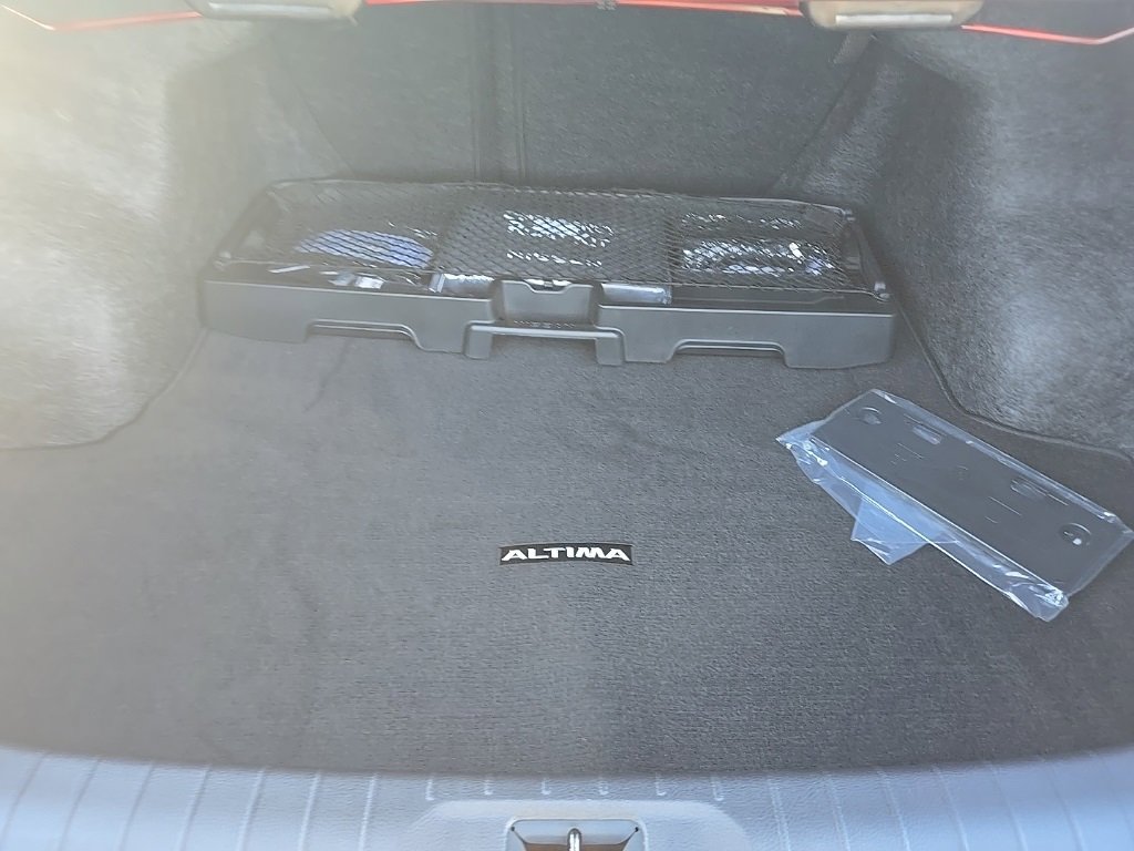 New 2025 Nissan Altima 2.5 SV w/ SV Special Edition Package image 32