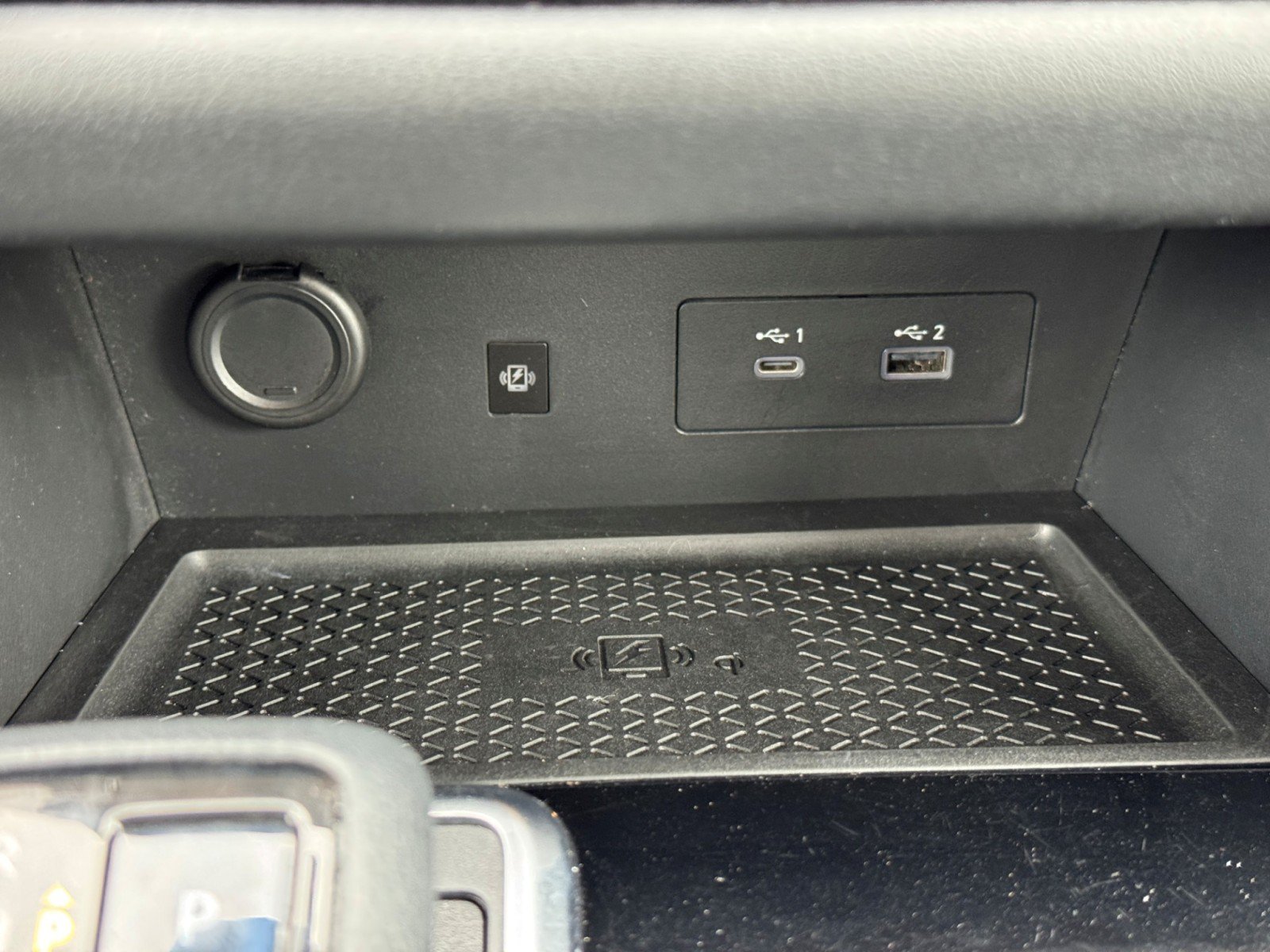 Used 2022 Nissan Pathfinder SL w/ SL Premium Package FWD image 28