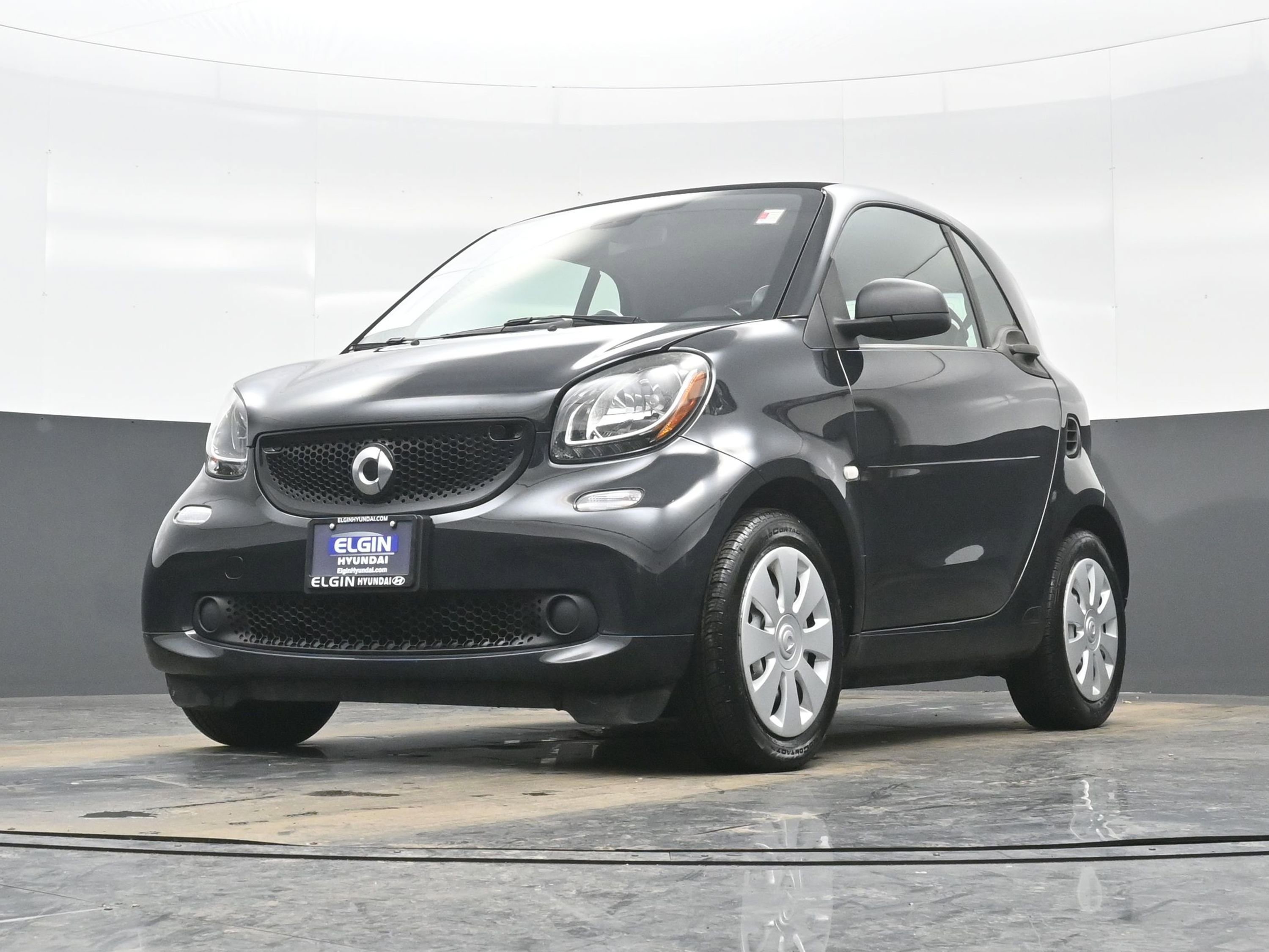 Used 2016 smart fortwo passion image 21