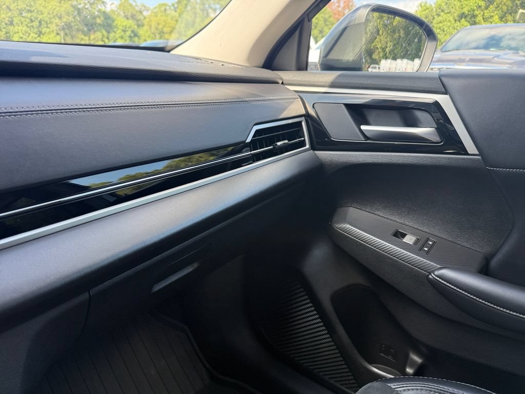 Used 2024 Mitsubishi Outlander SE FWD image 25