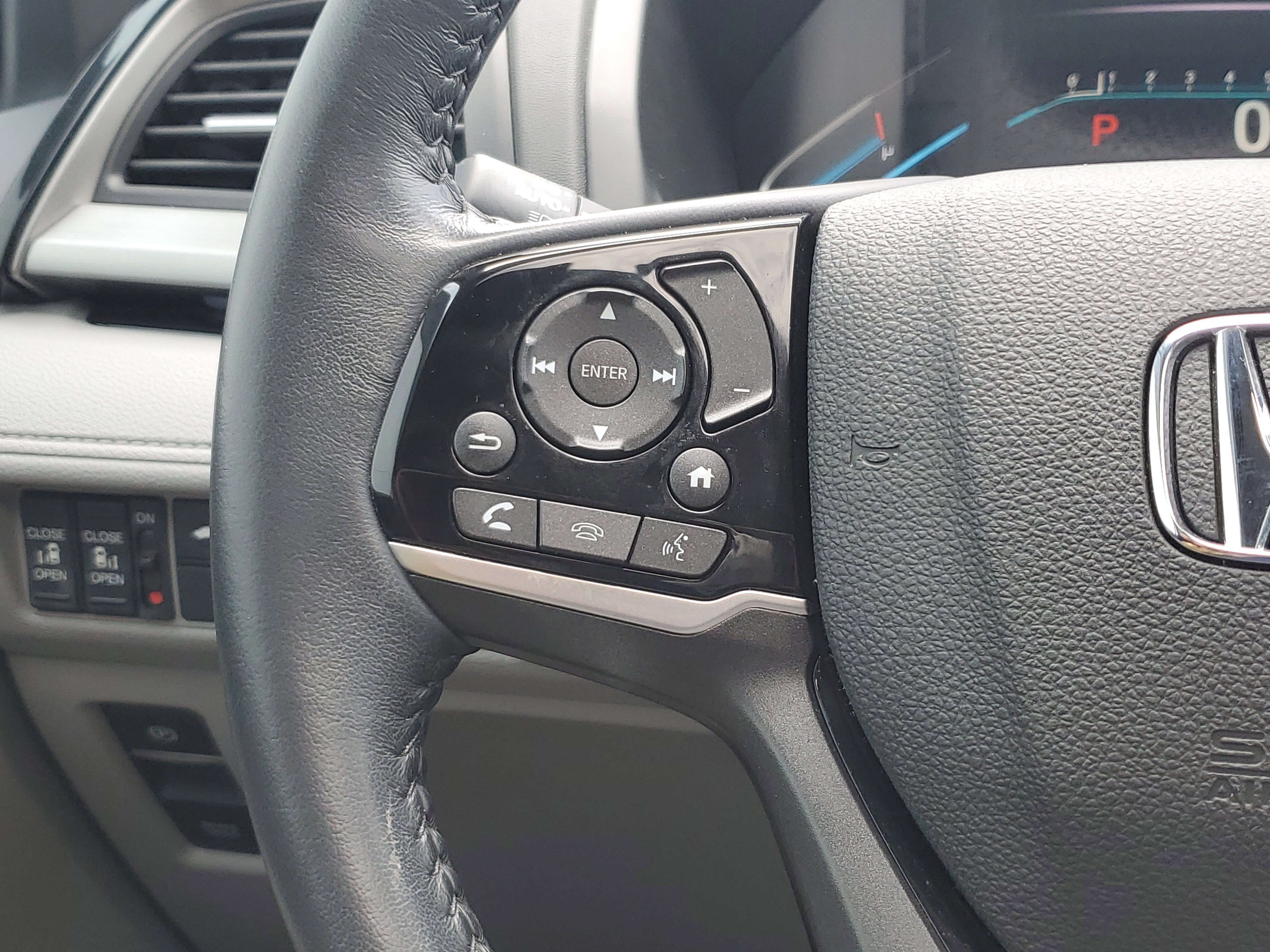 Used 2024 Honda Odyssey Touring image 26