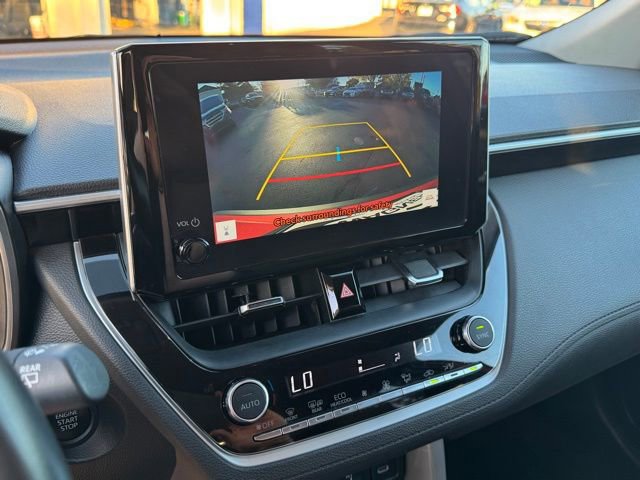 Used 2024 Toyota Corolla Cross XLE image 25