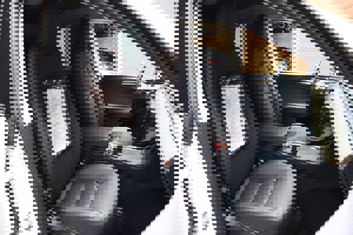 Used 2023 Tesla Model Y Long Range image 34