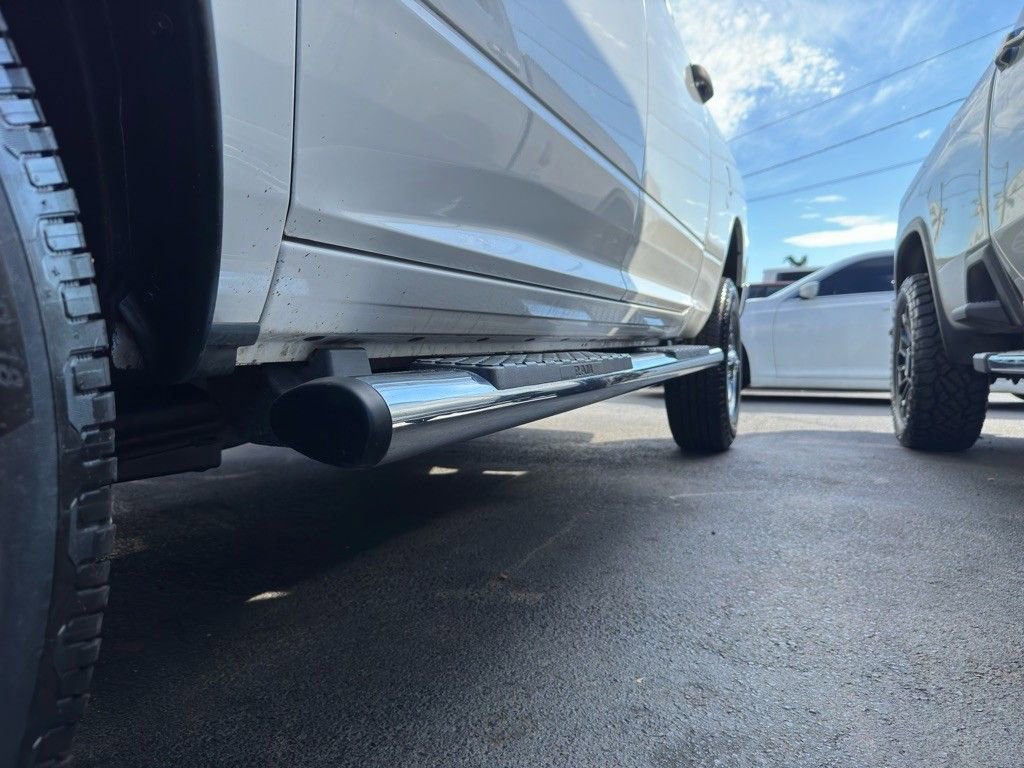 Used 2018 RAM 2500 Tradesman w/ Chrome Appearance Group image 9