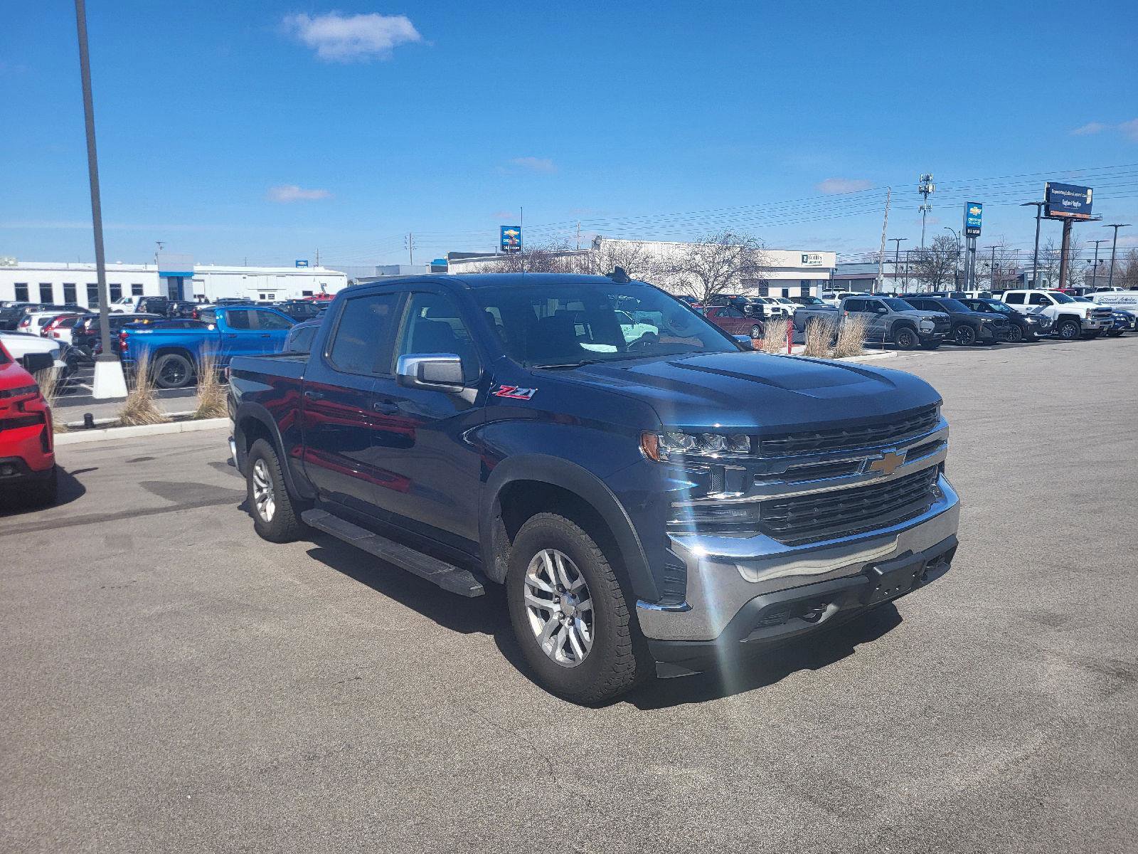 Used 2019 Chevrolet Silverado 1500 LT w/ Z71 Off-Road Package
