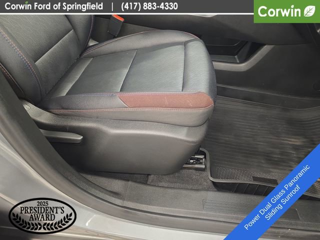 Used 2025 Chevrolet Equinox RS w/ Safety and Technology Package AWD/4WD image 10