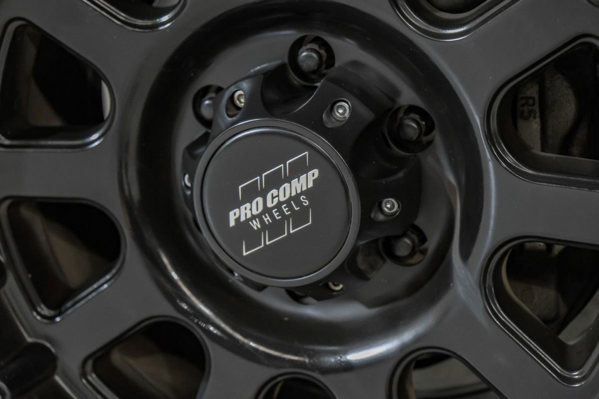 Used 2020 Toyota Tacoma TRD Off-Road w/ Advanced Technology Package image 64