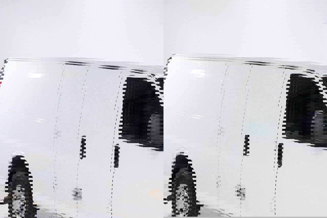 Used 2014 Chevrolet Express 3500 Extended RWD image 20