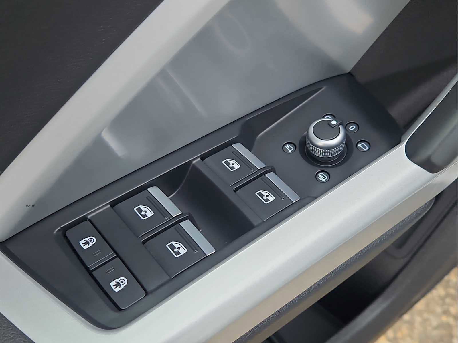 Used 2023 Audi Q3 2.0T Premium Plus AWD/4WD image 13