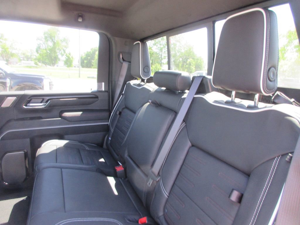 New 2026 GMC Sierra 2500 AT4X AWD/4WD image 13