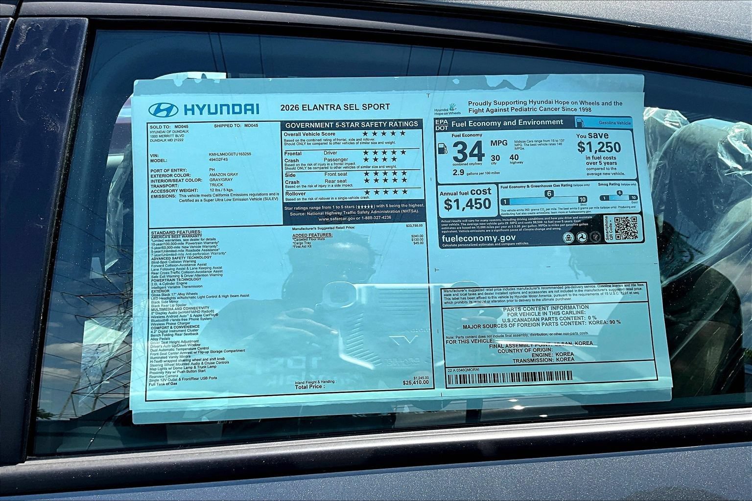 New 2026 Hyundai Elantra Sport FWD image 17