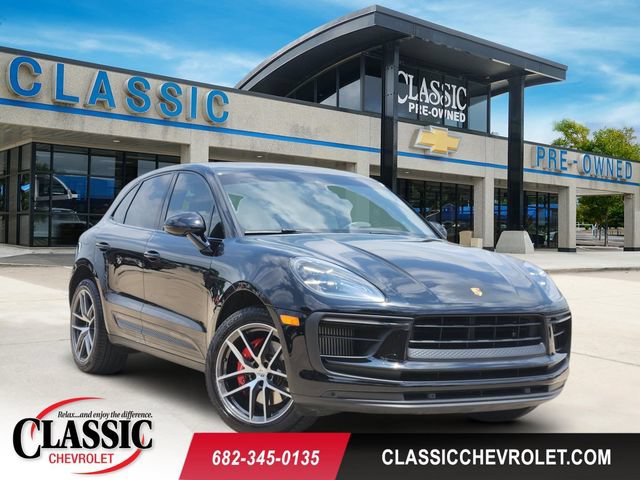 Used 2022 Porsche Macan S AWD/4WD video 1