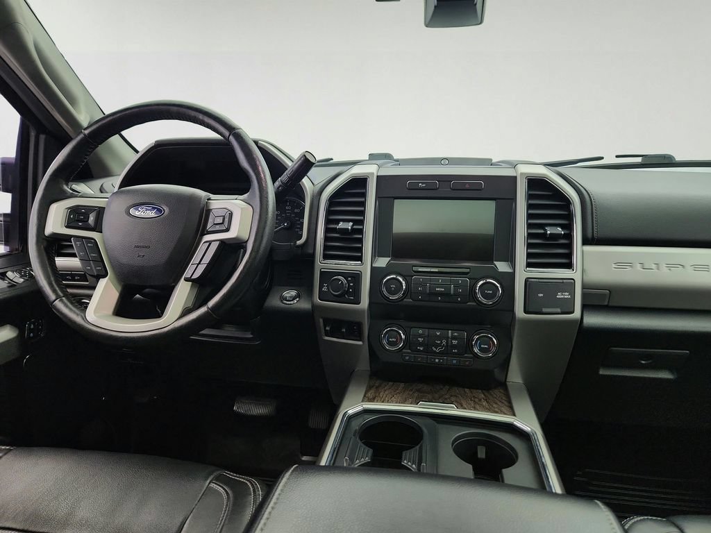 Used 2019 Ford F250 Lariat w/ Lariat Ultimate Package AWD/4WD image 29