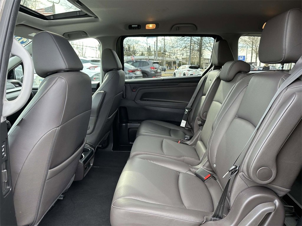 Certified 2023 Honda Odyssey EX-L image 9
