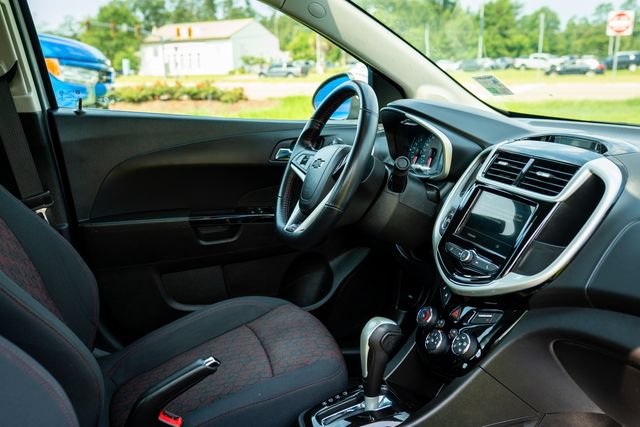 Used 2018 Chevrolet Sonic LT w/ Convenience Package FWD image 23