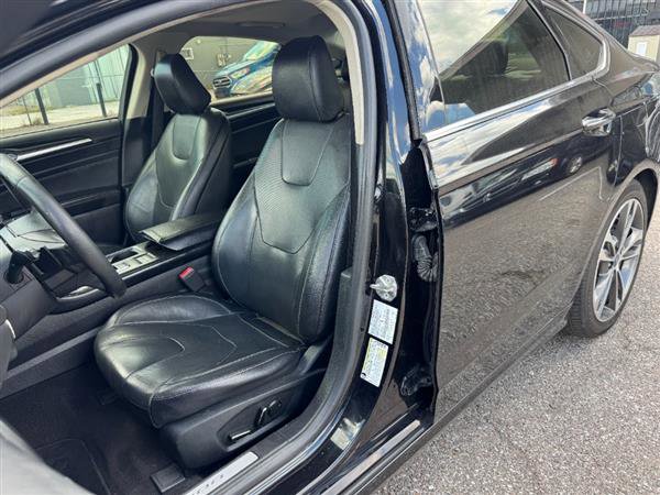 Used 2020 Ford Fusion Titanium FWD image 7