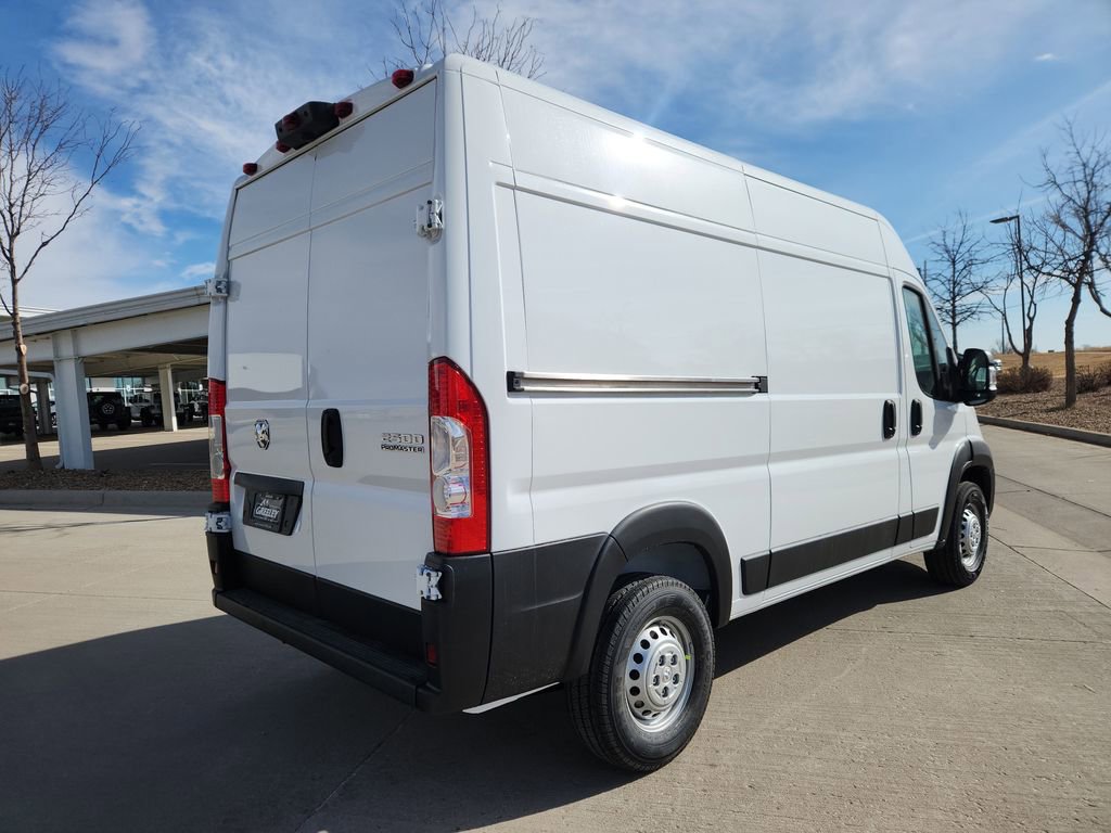 New 2026 RAM ProMaster 2500 w/ Convenience Group image 3