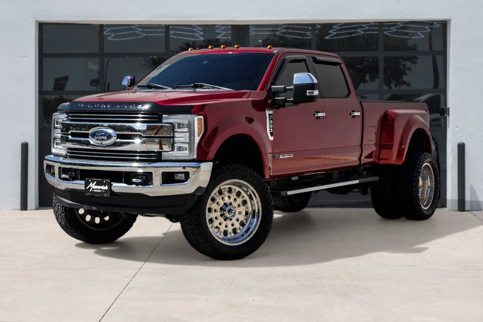 Used 2018 Ford F350 Lariat w/ Lariat Ultimate Package image 1