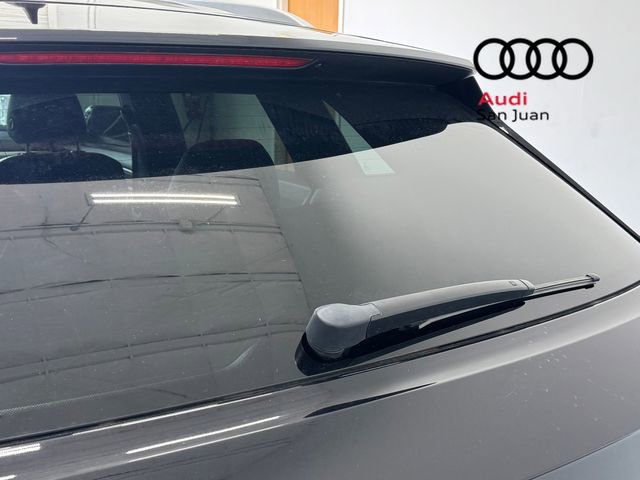 Used 2021 Volkswagen Atlas Cross Sport SE image 9