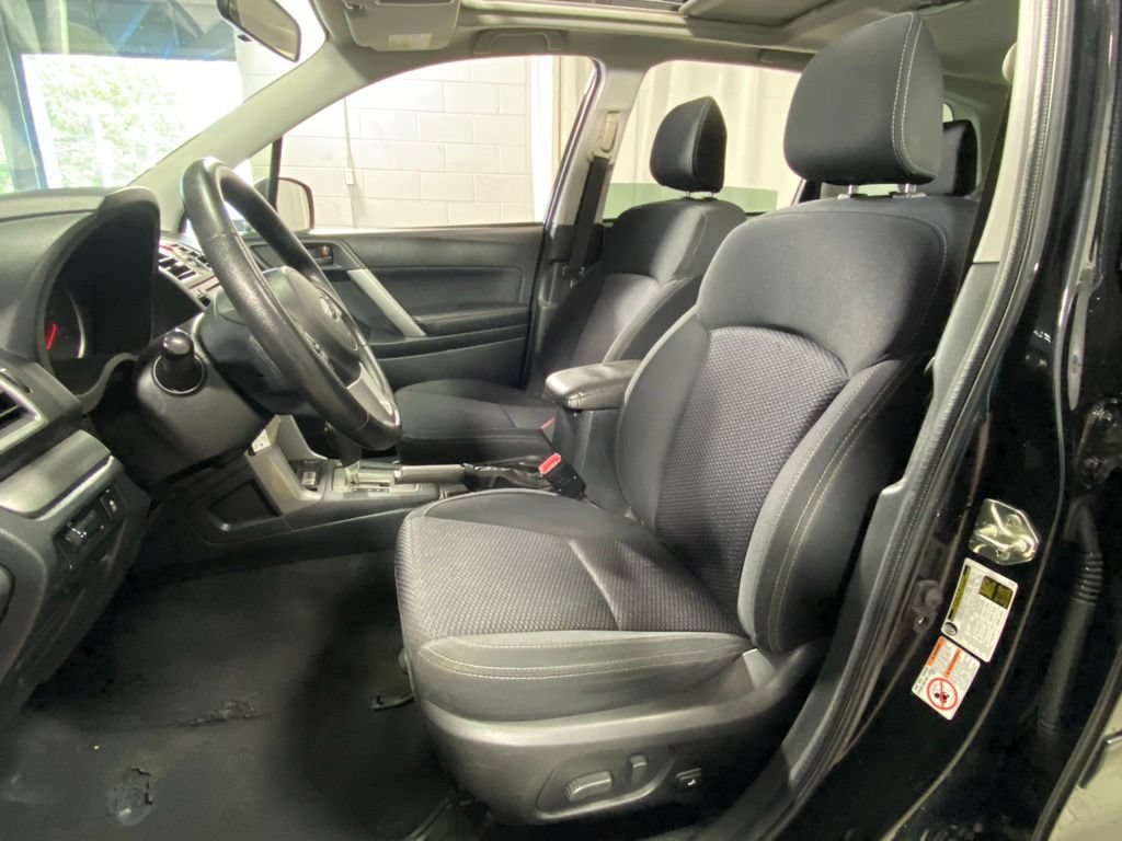Used 2018 Subaru Forester 2.5i Premium w/ All-Weather Package AWD/4WD image 17