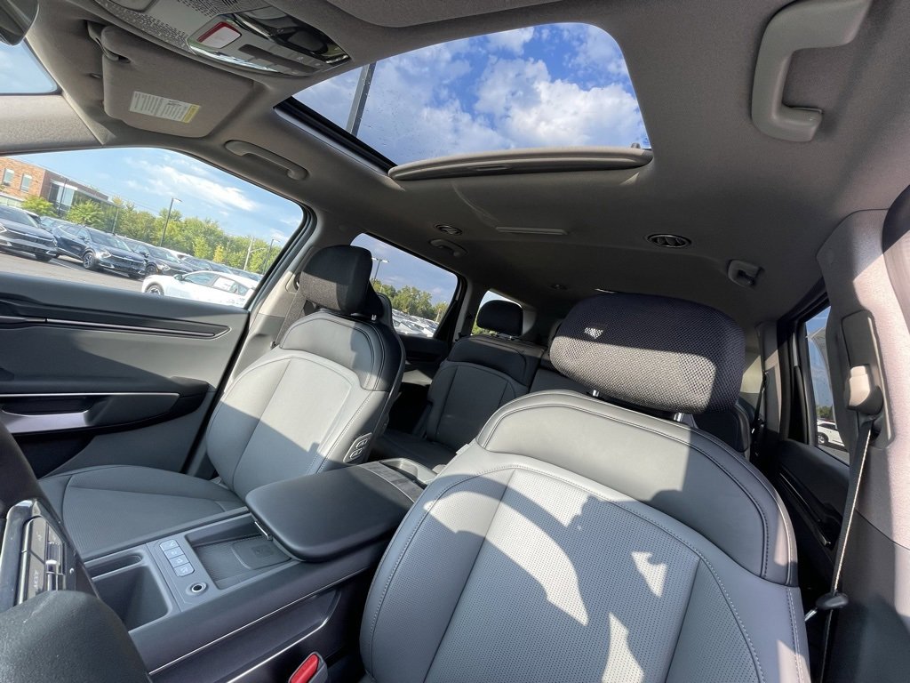 New 2026 Kia EV9 Light image 3