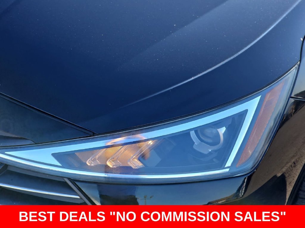 Used 2019 Hyundai Elantra SE FWD image 31