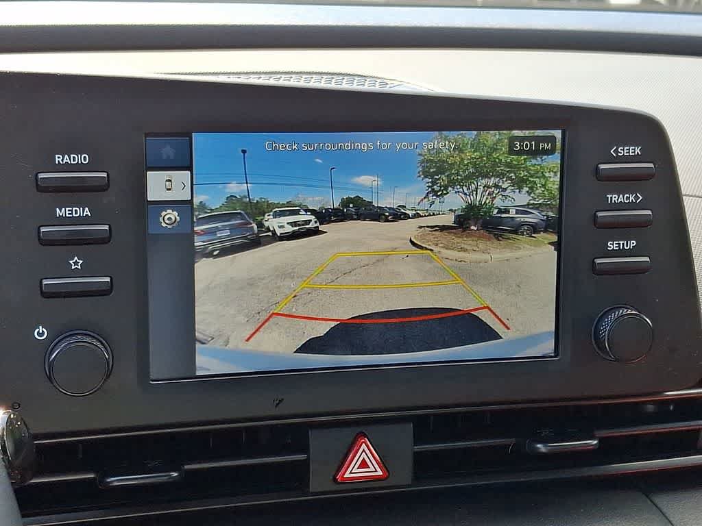 Certified 2025 Hyundai Elantra Sport FWD image 16