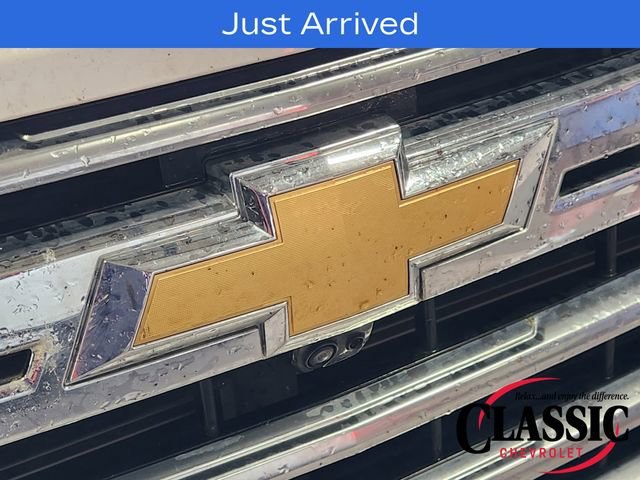 Used 2024 Chevrolet Silverado 2500 High Country w/ Technology Package AWD/4WD image 11