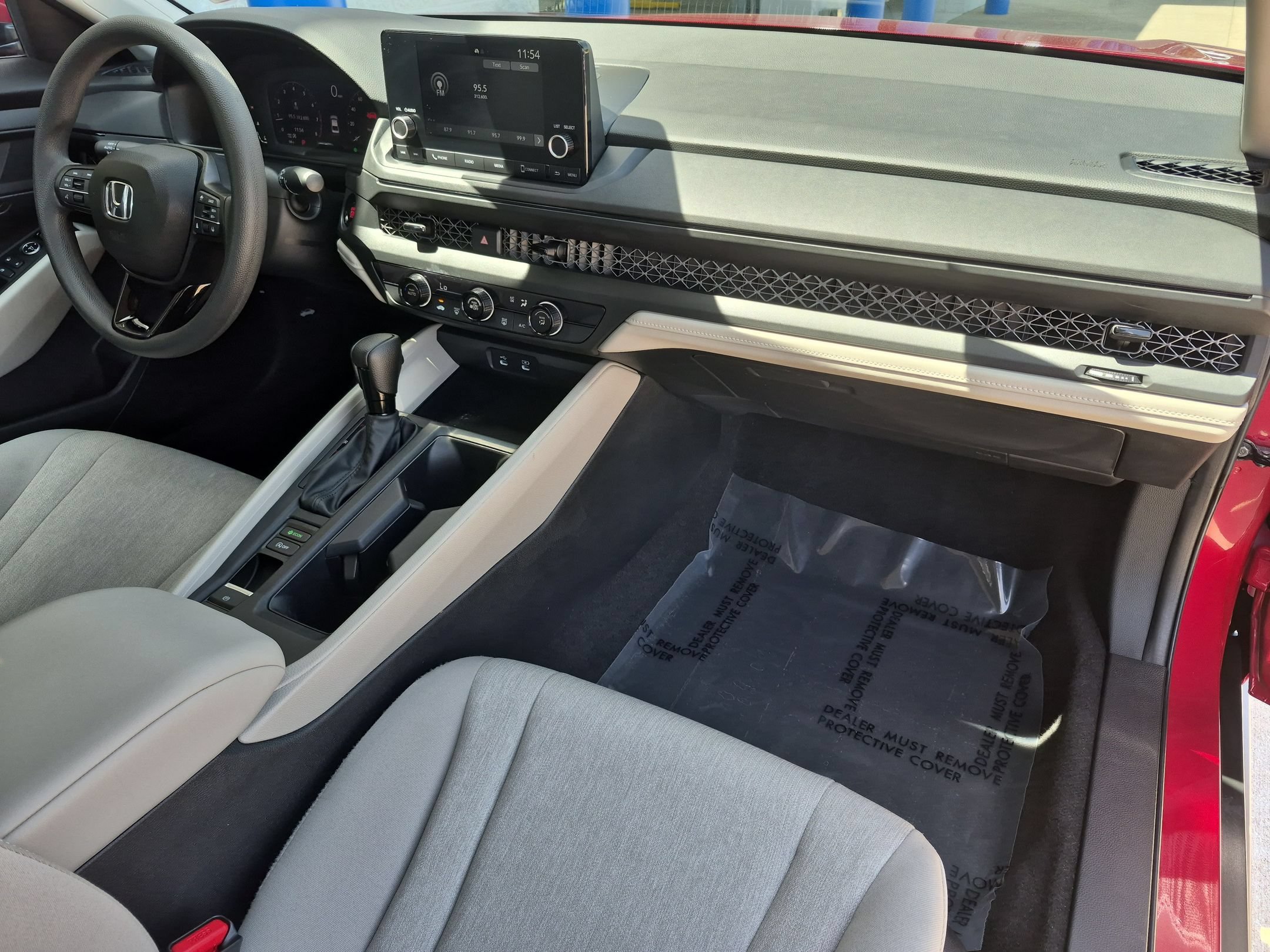 Certified 2023 Honda Accord LX image 29